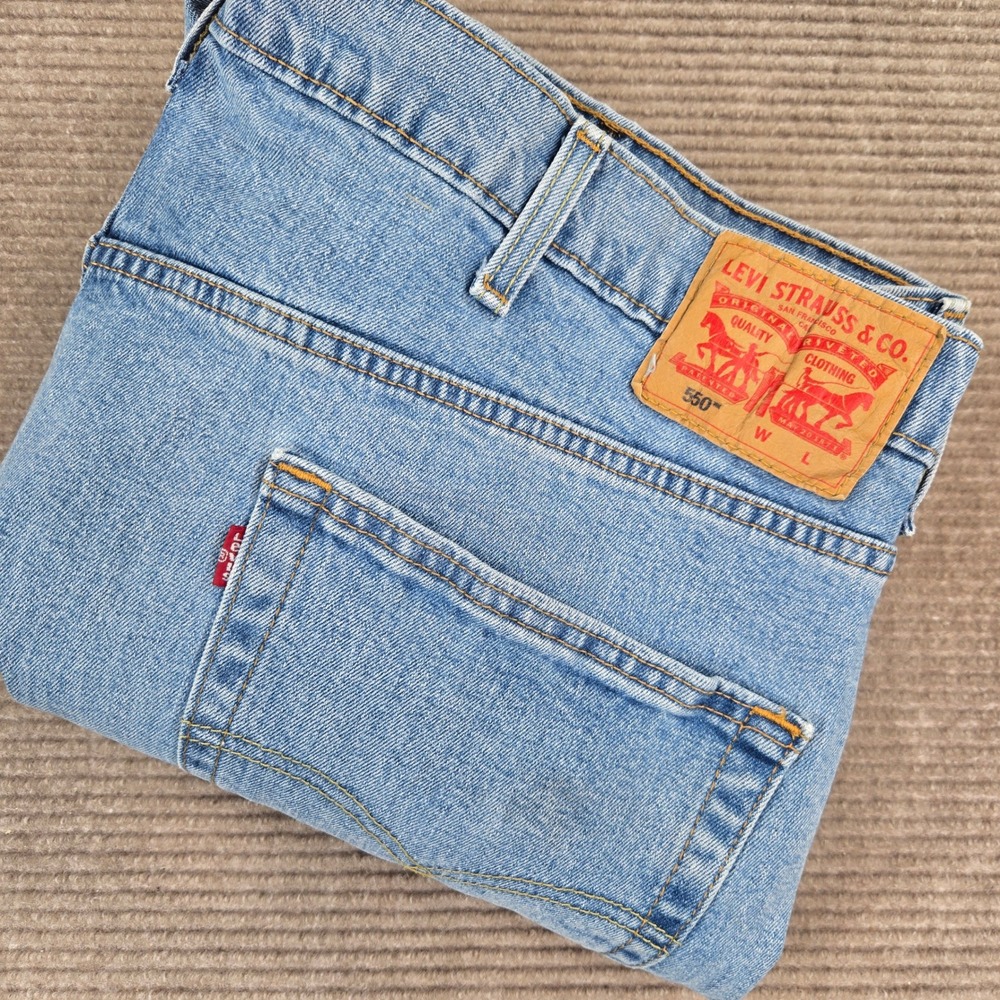 Levis Mens W46 L29 Light Wash 550 Relaxed Fit Tapered Leg Jeans